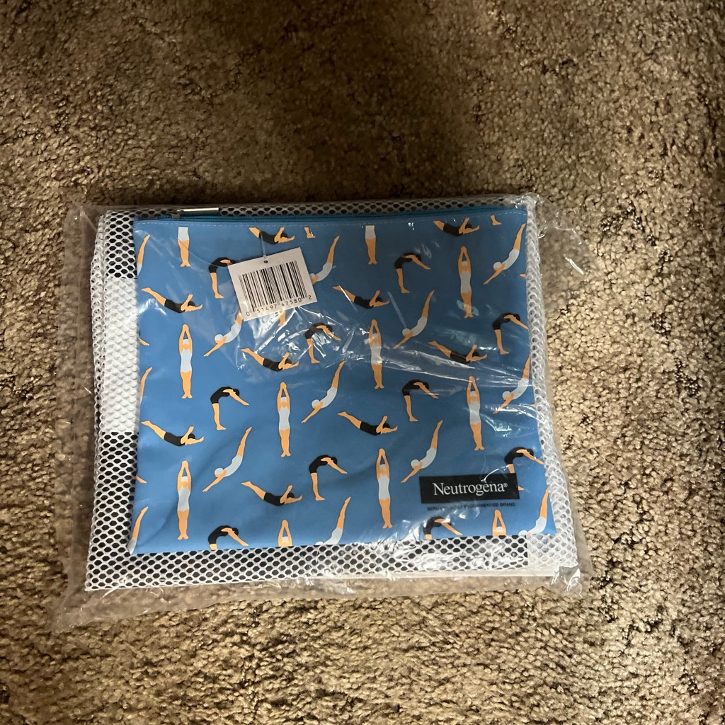 Neutrogena BeachPool Bundle